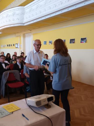 Ősz György az egyik alapító fizikatanár